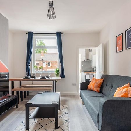 Hopetown Apartment-Modern 1 Bed With Free Parking Normanton  Exterior foto